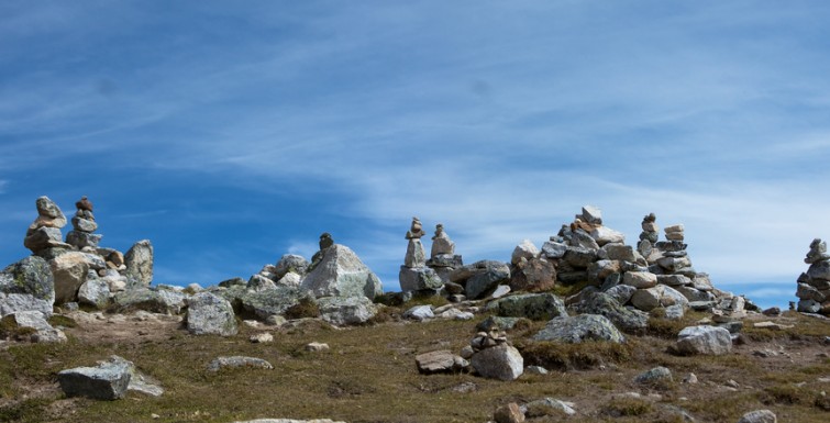 Peru - Salkantay Trek 066 - cairns on the pass